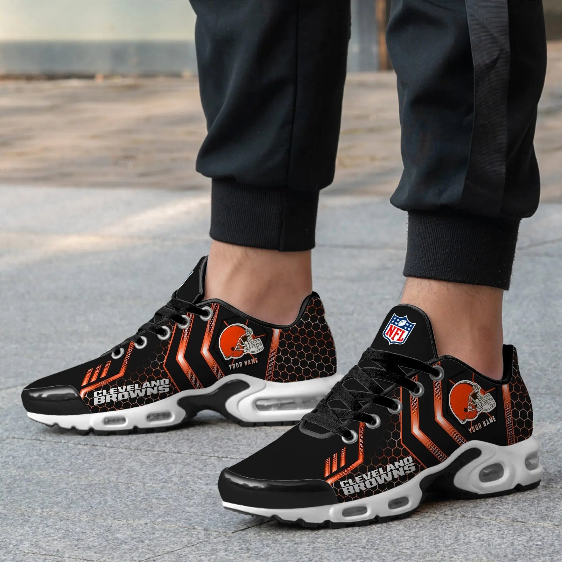 Cleveland Browns | NFL Personalized Air Max Shoes Exclusive Edition TD200925 – HuddleStyle.com - Image 3